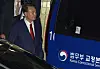 Former President Yoon Suk Yeol enters a vehicle bound for the Seoul Detention Center after the conclusion of his arrest warrant review hearing at the Seoul Central District Court in Seocho District, southern Seoul, on July 9. [JOINT PRESS CORPS]