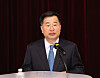 Kang Kyung-sung, the new president of the Korea Trade-Investment Promotion Agency (Kotra), delivers his inaugural speech at Kotra's headquarters in Seocho District, southern Seoul, on Monday. [KOTRA]