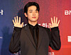 Actor Park Jeong-min poses on the red carpet during the 2025 Buil Film Awards at Signiel Busan in Haeundae District, Busan, on Sept. 18, 2025. [NEWS1]