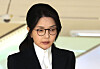 Kim Keon Hee, wife of former President Yoon Suk Yeol, leaves the office of special counsel Min Joong-ki in Jongno District, central Seoul, on Aug. 6 after being questioned as a suspect. [YONHAP]