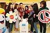 Foreign residents participate in a mock voting session ahead of the June 13 local election at a community center in Daegu on March 20 in 2018. [YONHAP]