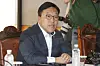 Financial Services Commission Chairman Kim Byoung-hwan speaks during a meeting with chief executives of domestic banks held at the Korea Federation of Banks in central Seoul on Tuesday. [YONHAP]