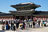 People wait in line to enter the Gyeongbok Palace as they visit to celebrate Chuseok holidays on Oct. 8, 2025. [AP/YONHAP]