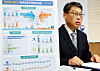 Jeong Gyu-seung, head of the Industry Statistics Division at the Ministry of Data and Statistics, speaks during a press briefing at the government complex in Sejong on Feb. 10. [NEWS1]