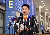 Kang Hoon-sik, the presidential chief of staff, speaks to reporters about the results of his three-day trip to the United Arab Emirates as the president’s special envoy at Incheon International Airport on Feb. 26. [NEWS1]