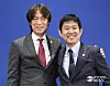 Korea national football team head coach Hong Myung-bo (left) and Japan’s head coach Hajime Moriyasu pose for a photo during a special interview held on June 26 at the Japan Football Association (JFA) Dream Field in Chiba Prefecture to mark the 60th anniversary of diplomatic ties between the two countries. [KYODO NEWS/YONHAP]