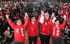 People Power Party (PPP) interim chief Han Dong-hoon, second from left, and PPP candidates hold a final campaign rally Tuesday at the Cheonggye Stream in central Seoul, on the eve of the general election. [JOINT PRESS CORPS]
