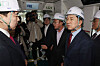 People Power Party leader Kim Gi-hyeon visits the inside of a train on the Gimpo Gold Line on Monday. [YONHAP]