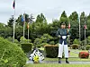 A South Korean Army soldier partakes in a ceremony to pay respect for fallen soldiers of South Korea and the United States at UN Memorial Cemetery in Korea in Busan on June 24. [LEE SOO-JUNG]