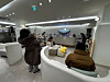 Visitors wait for their appointment in the lobby of an obstetrics and gynecology clinic in Gwangjin District, eastern Seoul, on Jan. 28. [KWAK JOO-YOUNG]