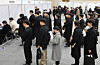 Job seekers line up to sit for interviews at a job fair at Busan Port International Exhibition & Convention Center in Busan on Feb. 10. [YONHAP]