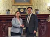 Korean Minister of Science and ICT Yoo Sang-im, right, and Lynne Parker, deputy director of the White House Office of Science and Technology Policy, on May 15 [MINISTRY OF SCIENCE AND ICT]