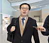 Trade Minister Yeo Han-koo departs for Washington at Incheon International Airport on Jan. 11, to hold talks with U.S. lawmakers and other officials. [YONHAP]