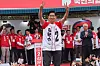 People Power Party presidential candidate Kim Moon-soo campaigns in Busan on June 2. [NEWS1]