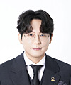 Singer-songwriter Lee Si-ha, elected the 25th president of the Korea Music Copyright Association [KOMCA]