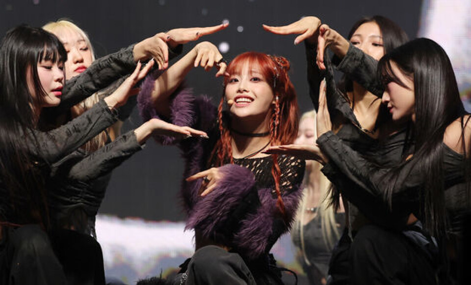 Chu Singer Chuu to begin first solo tour 'Howl' in U.S. in December