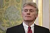 Kremlin spokesman Dmitry Peskov waits at the Grand Kremlin Palace at the Kremlin in Moscow, Russia on June 23. [AP/YONHAP]