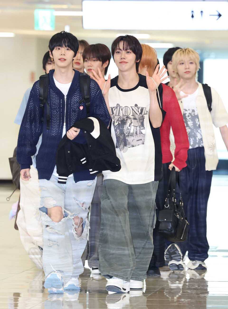 k idols wwith mini backpacks at airport ArtGalleryZen Online Store Airport Bags Kpop | TikTok