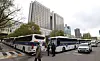 Police set up vehicle barricades outside the Seoul Central District Court in southern Seoul on April 14 as former President Yoon Suk Yeol attends the first hearing of his criminal trial on insurrection charges. [YONHAP]