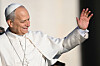 Pope Leo XIV waves to pilgrims gathered in St. Peter's Square, during his weekly general audience at the Vatican on Dec. 31, 2025. [AFP/YONHAP]