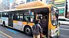 Citizens get on a bus at a bus top in Ulsan on Jan. 21. [YONHAP]