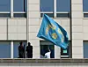 Officials lower the phoenix flag, symbolizing the presidential office, at the Yongsan presidential compound in central Seoul on April 4, following the Constitutional Court's decision to remove Yoon Suk Yeol from office. [JOINT PRESS CORPS]