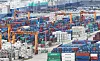Cargo waiting to be exported at the Pyeongtaek Port in Gyeonggi on June 30 [YONHAP]