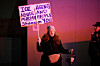 A protester holds a sign outside the U.S. Immigration and Customs Enforcement facility on Jan. 8, in Portland, Oregon. [AP/YONHAP]