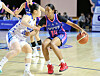 Yong In Samsung Life Blueminx point guard Kianna Smith, right, plays in a WKBL game against Asan Woori Bank Woori Won at Yongin Gymnasium in Yongin, Gyeonggi on Nov. 25. [NEWS1]