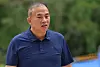 Myung Tae-kyun, a political broker accused of involvement in an election-meddling scheme, arrives at the special counsel’s office in Jongno District, central Seoul, on July 31 to be questioned as a suspect on bribery charges. [YONHAP]