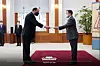 Ambassador Vigants presents his credentials to President Moon on April 14. [BLUE HOUSE]