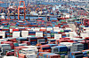 Containers are stacked up at a port in Busan on Aug. 1. [JOONGANG PHOTO]