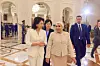 First lady Kim Hea Kyung, left, and Egypt’s first lady Entissar El-Sisi walk to the reception room at the presidential palace in Cairo on Nov. 20. [JUN MIN-KYU]
