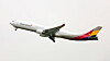 An Asiana Airlines plane takes off from Gimpo International Airport on Wednesday. [NEWS1]