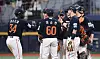 The Hanwha Eagles celebrate after beating the Kiwoom Heroes 8-0 at Gocheok Sky Dome in western Seoul on May 11. [NEWS1]