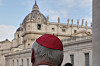A cardinal arrives at St. Peter's Basilica for a College of Cardinals meeting at the Vatican on April 28. [AP/YONHAP]