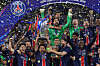 Paris Saint-Germain celebrate winning the Champions League at the Allianz Arena in Munich, Germany on May 31. [AFP/YONHAP]