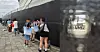 At Seventeen’s concert on Sept. 13 at Incheon Asiad Main Stadium in Incheon, around 500 outsiders crowd around the venue. [LEE YOUNG-KEUN]