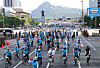 Thousands of cyclists depart from Gwanghwamun Square in Jongno District, central Seoul, on May 19, 2024, for the 2024 Seoul Bike Festival. [JOONGANG ILBO]