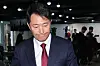 Seoul Mayor Oh Se-hoon announces that he won't run for the next president at the emergency conference in the conservative People Power Party headquarters in Yeouido, western Seoul, on April 12. [NEWS1]