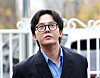 Singer G-Dragon at the Incheon Nonhyun Police Station on Nov. 6 [YONHAP]