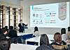 Kim Ik-whan, vice president of Hansae, teaches a course at the Next Design Lab on March 4. [HANSAE]