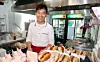 Lee Young-chul, owner of Young Chul Burger, poses for a photo during an interview with the JoongAng Ilbo back in Jan. 5, 2016. [JOONGANG ILBO]
