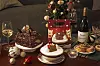 Happy Kkotka Cake (9,980 won) by Shinsegae Food is showcased in the middle of the photo [SHINSEGAE FOOD]