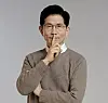 A poster of Kim Moon-soo shushing himself on a campaign poster uploaded to social media on May 6 [SCREEN CAPTURE]