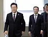 South Korean President Lee Jae Myung enters a senior aides’ meeting at the Blue House in central Seoul on Feb. 26. [YONHAP]