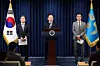 President Lee Jae Myung announces the result of the Korea-U.S. joint fact sheet on trade and defense on Nov. 14. [YONHAP]