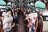 Travelers travel to Taean in South Chungcheong by bus with their dogs in June 2023. [JOONGANG ILBO]