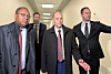 Harold Rogers, interim CEO of e-commerce giant Coupang, walks to a House hearing at the Capitol in Washington on Feb. 23. [YONHAP]