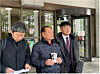 Representatives of a civic group, a plaintiff and a legal advocate hold a press conference after the Supreme Court upheld a lower court ruling ordering a Japanese company to pay compensation to the family of a victim of Japan’s wartime forced labor, on Dec. 11. [THE CENTER FOR HISTORICAL TRUTH AND JUSTICE]